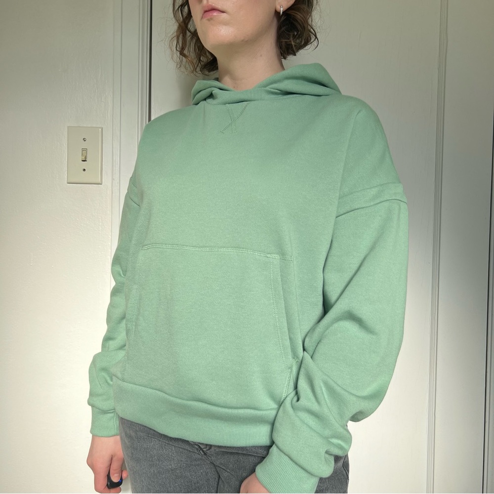 Richer Poorer pullover fleece hoodie sweatshirt sage green - women’s S